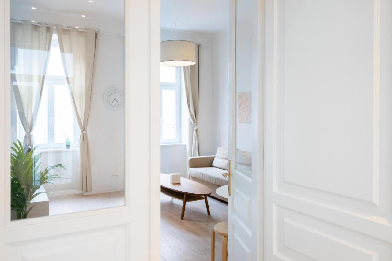 Modernes Apartment im charmanten Cottage Viertel Wien Exterior foto